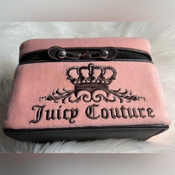 Juicy Couture Handbags - Juicy Couture Train Case